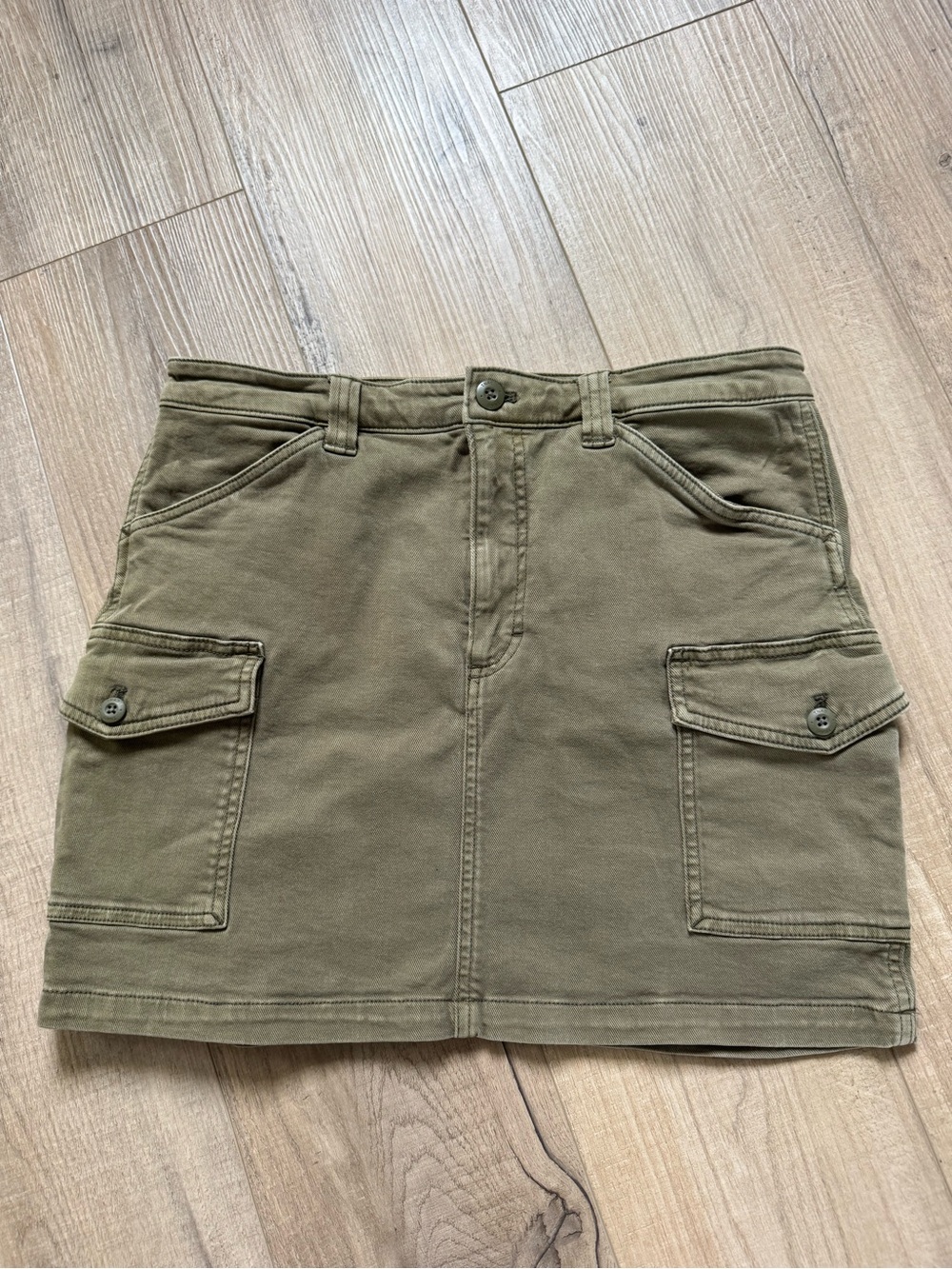 Arizia TNa Olive Cargo Mini Skirt - Women's Utility Style